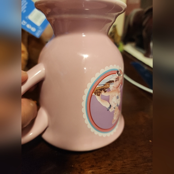 Pink I Love Lucy Coffee Mug Lucys Chocolate Factory Pedestal Large 2006 CBS - Picture 8 of 10